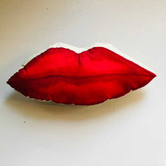 MIA CUSHION EYES LIPS COLLECTION 300-04